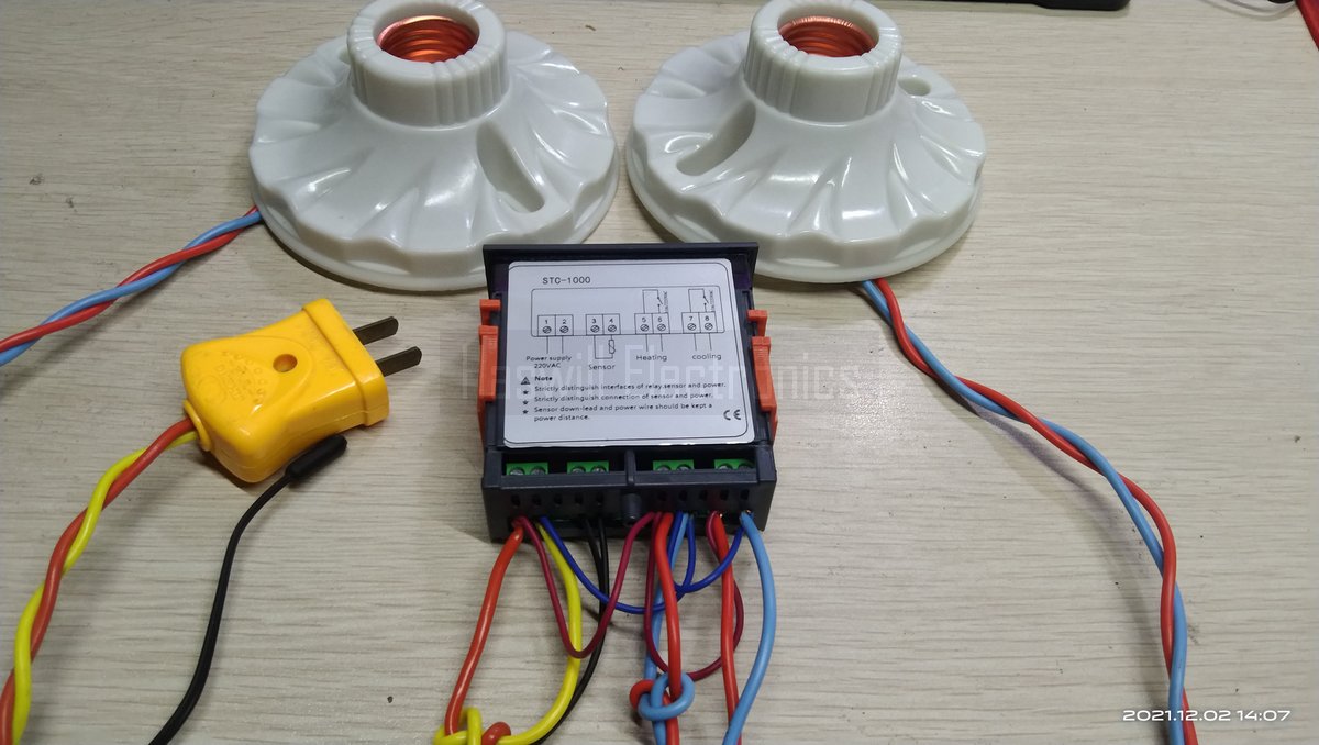 Verkabelungsfoto des STC-1000-Thermostats